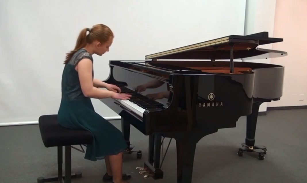 dora šarić_piccolopianotalents