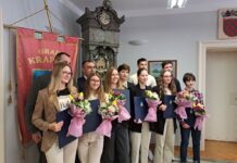 Srednjoškolcima zahvalnice za ‘Razglednicu iz Krapine’