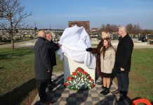Otkriven spomenik Domovini i žrtvama Domovinskog rata