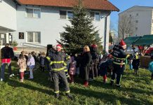 Blagdanska čarolija u Konjščini nastavljena kićenjem borova