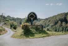 Fotomonografija: U 39 sela je 59 raspela i 20 kapelica