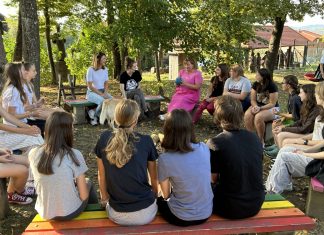 Otvorene su prijave za drugu grupu Girls Code Campa
