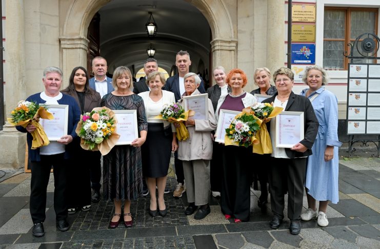 Mariji Cafuk priznanje Ženska kreativnost u ruralnom životu